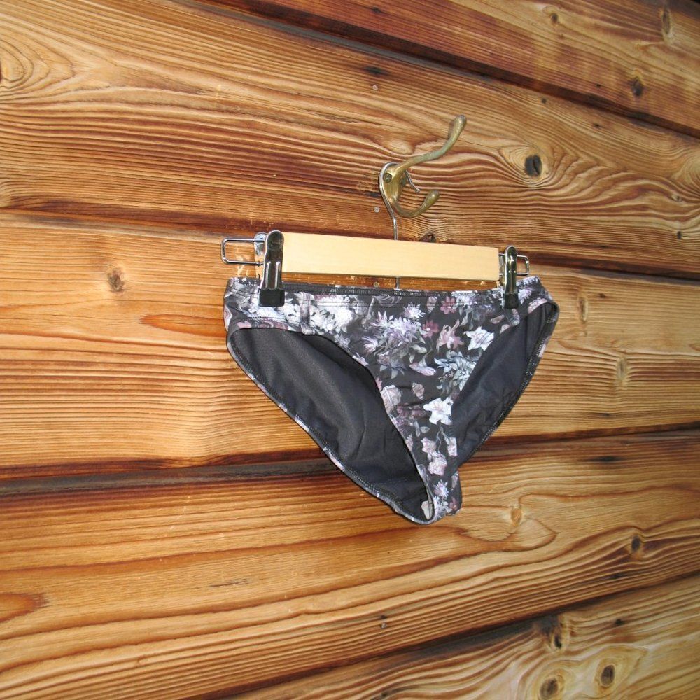 NEW Beth Richards Naomi Swim Bikini Bottoms Low Waist - Picture 6 of 11
